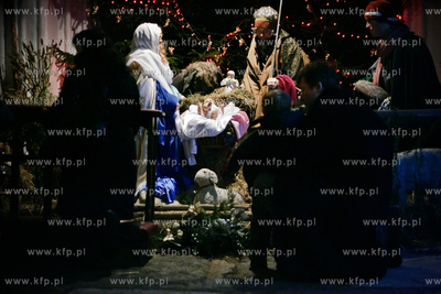 Tradycyjne gdanskie szopki bozonarodzeniowe. Nz. Szopka...