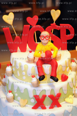 Tomasz Deker -  mistrz swiata w cukiernictwie przygotowal...