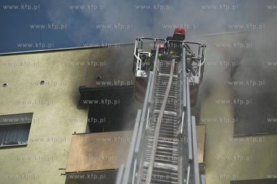 W Gdansku Zaspie wybuchl pozar w jednym z mieszkan...