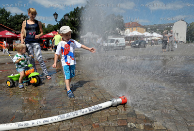 Na Targu Weglowym Gdanska Infrastruktura Wodociagowa...