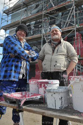 Nowy murales Zolnierze Wykleci autorstwa artystow Rafala...