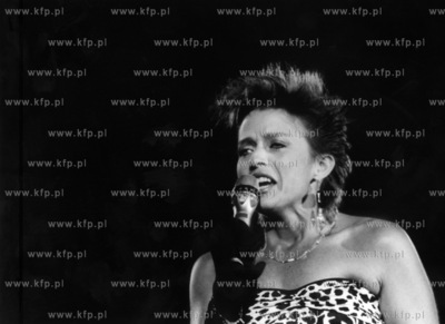 Piosenkarka Mara Getz wystepujaca w czasie Festiwalu...