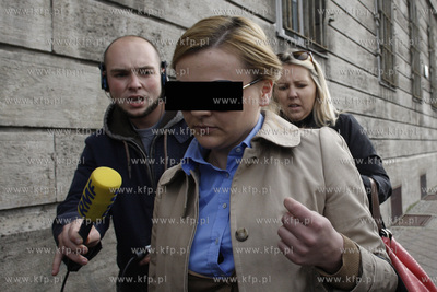 Katarzyna P. ( zona szefa Amber Gold Marcina P. ) opuszcza...