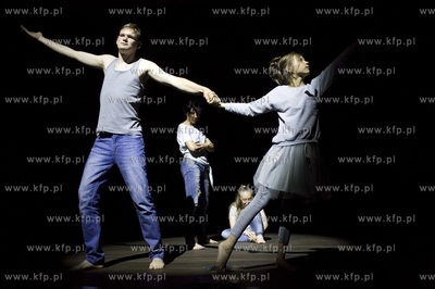 Festiwal Świat Mało Znany. Przegląd Teatralny w...