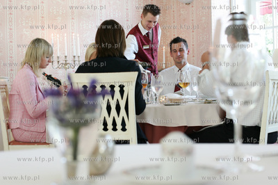 Restauracja Dwor Oliwski. 11.07.2005 fot. Krzysztof...