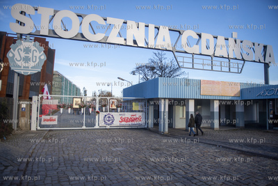 Plac Solidarności w Gdańsku. Uroczystość złożenia...