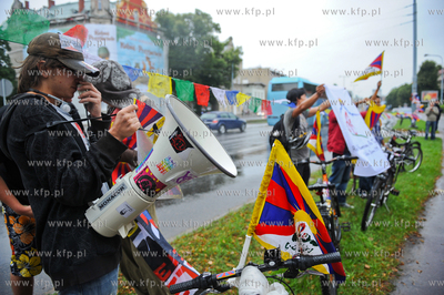 Gdansk. Manifestacja pod Konsulatem Chinskiej Republiki...