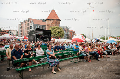 Gdansk. Targ Rybny. Szantowy koncert konkursowy pt...