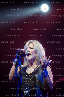 Gdansk. Ergo Arena. Koncert pt. Andrzejki lat 80-tych!
Nz...