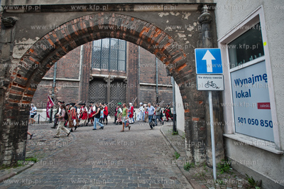 Gdansk. Zlot Zaglowcow Baltic Sail Gdansk 2013. Przemarsz...