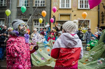 Gdansk. Wspolny przemarsz pod haslem Radoscia powitaj...