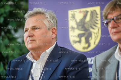 Sopot.Uniwersytet Gdanski. Centrum Konferencyjne wydzialu...