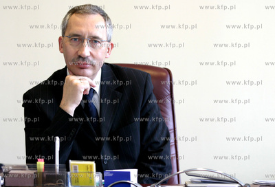 Kazimierz Smolinski - czasowo pelniacy obowiazki prezesa...