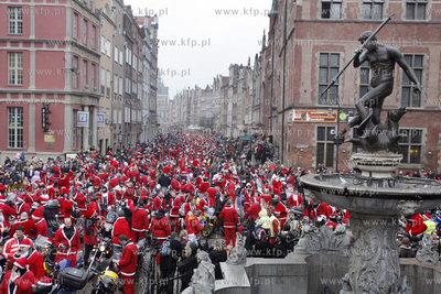 Ul. Dluga i Dlugi Targ w Gdansku. 6 edycja  "Mikolaje...