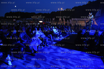 Gdansk. Plac Zebran Ludowych. Scena Muzyczna. Gdanskie...