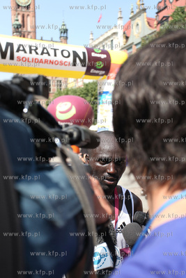 15.08.2010 XVI Energa Maraton Solidarnosci NZ KIPRONO...