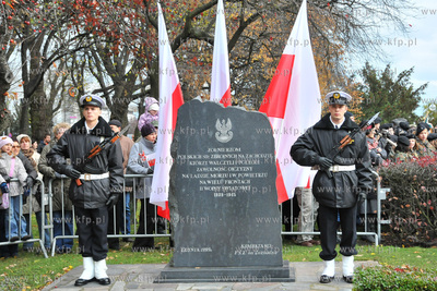 Gdynskie Urodziny Niepodleglej. Parada Niepodleglosci...