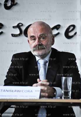 Debata z kandytadami na prezydenta miasta Gdansk w...