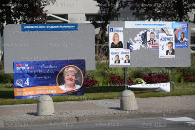 Plakaty wyborcze w Gdyni na ul. Morskiej. 28.09.2019...