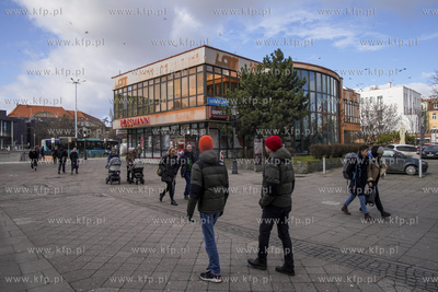 Gdańsk. Budynek LOT-u na Wałach Jagiellońskich....