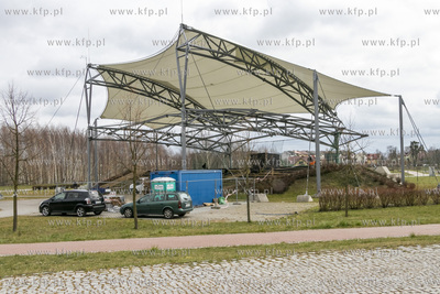 Modernizacja siedzisk w amfiteatrze na terenie Międzynarodowego...