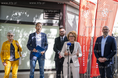 Sopot. Otwarcie pierwszej od lat całodobowej apteki,...