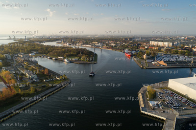 Port Gdańsk.13.05.2017 fot. Wojtek Jakubowski / Fotokombinat...