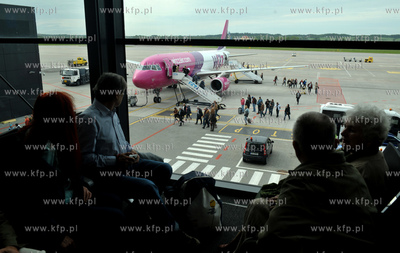 Promocyjny i oficjalnie pierwszy lot na trasie Gdansk...