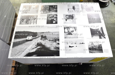 W drukarni POZKAL w Inowroclawiu rozpoczal sie druk...