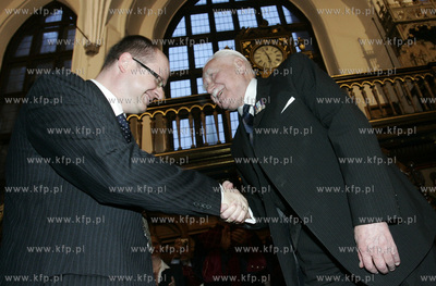 Gdansk. Dwor Artusa. Nadanie honorowego obywatelstwa...