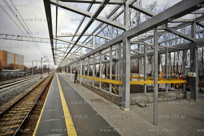 Remont peronu i przejscia podziemnego Szybkiej Kolei...