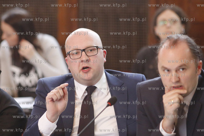 XVII nadzwyczajną sesję Rady Miasta Sopotu, na której...