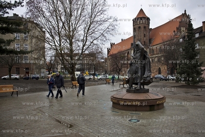 Gdańsk. Remont skweru przy ulicy Szerokiej.
10.12.2016
fot....