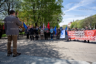 Gdańsk. Pierwszomajowy pochód  zorganizowany przez...