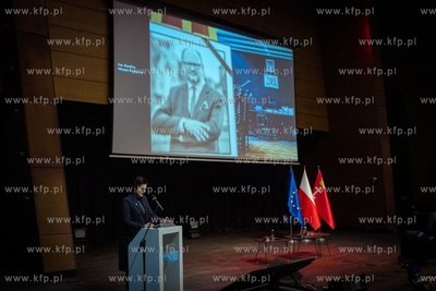 Gdańsk, Europejskie Centrum Solidarności. Konferencja...