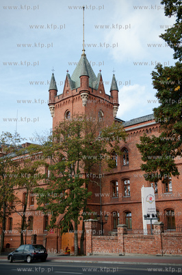 Slupsk. Budynek Akademii Pomorskiej.
07.10.2011
fot....