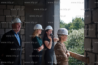 Gdansk. Konferencja prasowa orazz uroczyste zawieszenie...