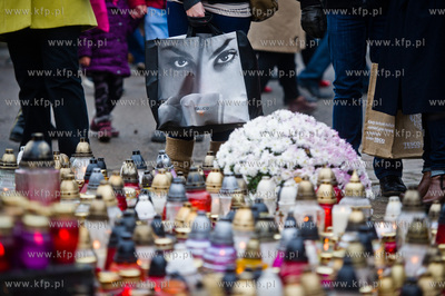 Gdansk. Cmentarz Lostowicki. Dzien Wszystkich Swietych....