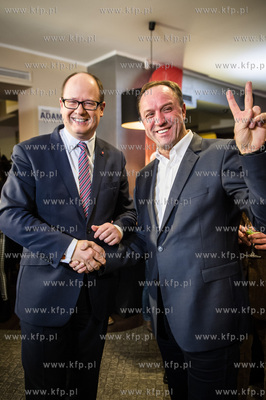 Gdansk. Oliwa. Restauracja Classic. Druga tura wyborow...