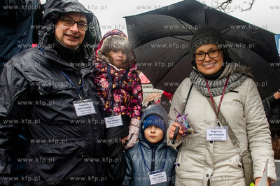 Gdansk. Plac Solidarnosci. Wiec dla obrony demokracji...