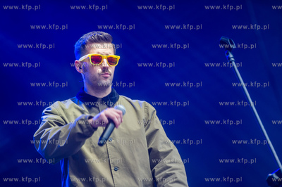 Gdańsk. Plac Zebrań Ludowych. Festiwal Kolorów Nocy...