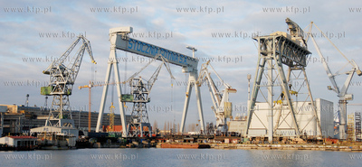 Stocznia Gdynia S.A. Wladze spolki poinformowaly, ze...