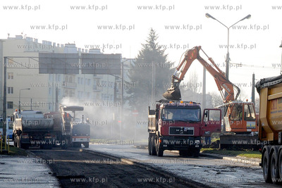 Poczatek przebudowy ukladu drogowego Wezel Sw. Maksymiliana...