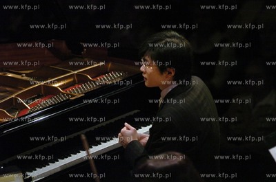 Slupsk Filharmonia,Mei Ting Sun z Chin gra utwory Fryderyka...