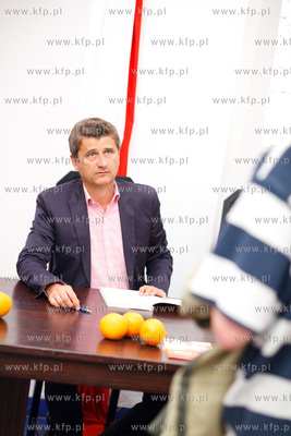 Bytow. Janusz Palikot spotkal sie z mieszkancami miasta....