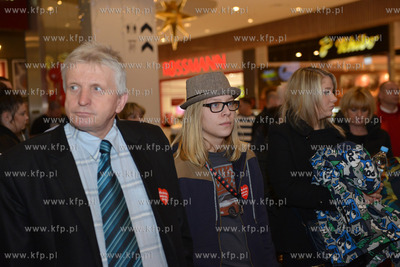 23 final WOSP w Centrum Handlowym RIVIERA w Gdyni ...