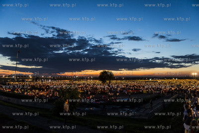 Młodzi z całego świata w sobotę, w przedostatni...