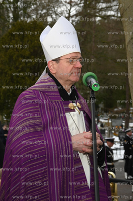 Cmentarz Witomiński w Gdyni. Uroczystości pogrzebowe...