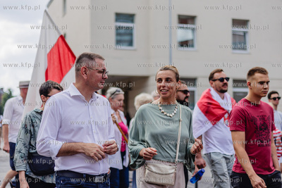 Gdańsk.  Marsz godności dla Białorusi.  Społeczna...