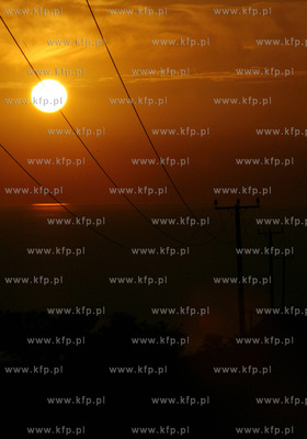 Pafos, Cypr. Nz. Zachod slonca nad Pafos 23.10.2006...